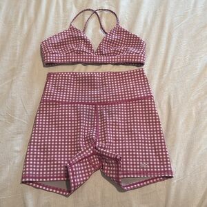 Alo yoga matching gingham pink set high waist shorts and splendor bra